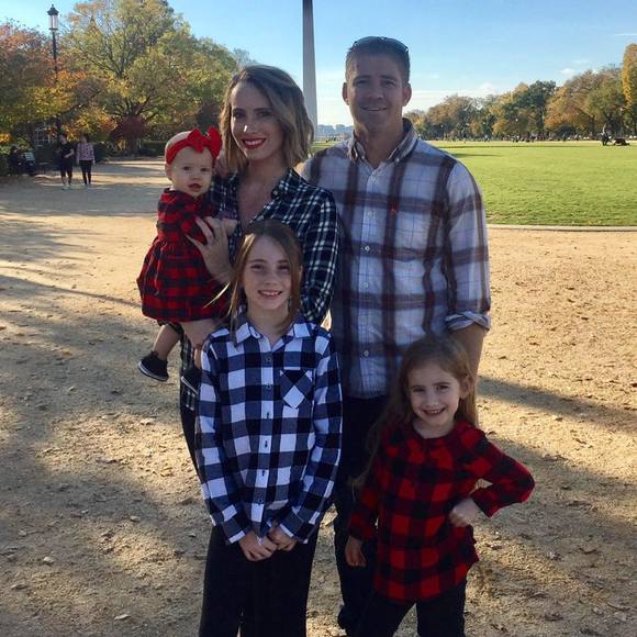 Meet your Posher, Melissa - Picture 1 of 1